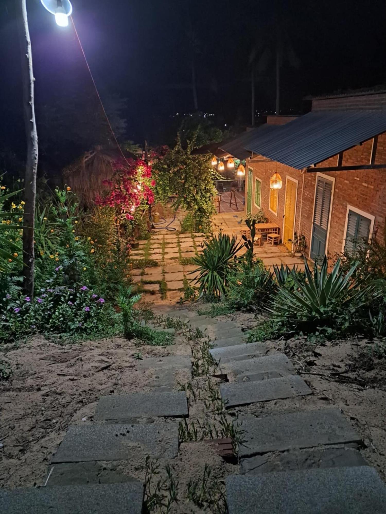 Homestay Dat Phu Tuy Hòa Zewnętrze zdjęcie